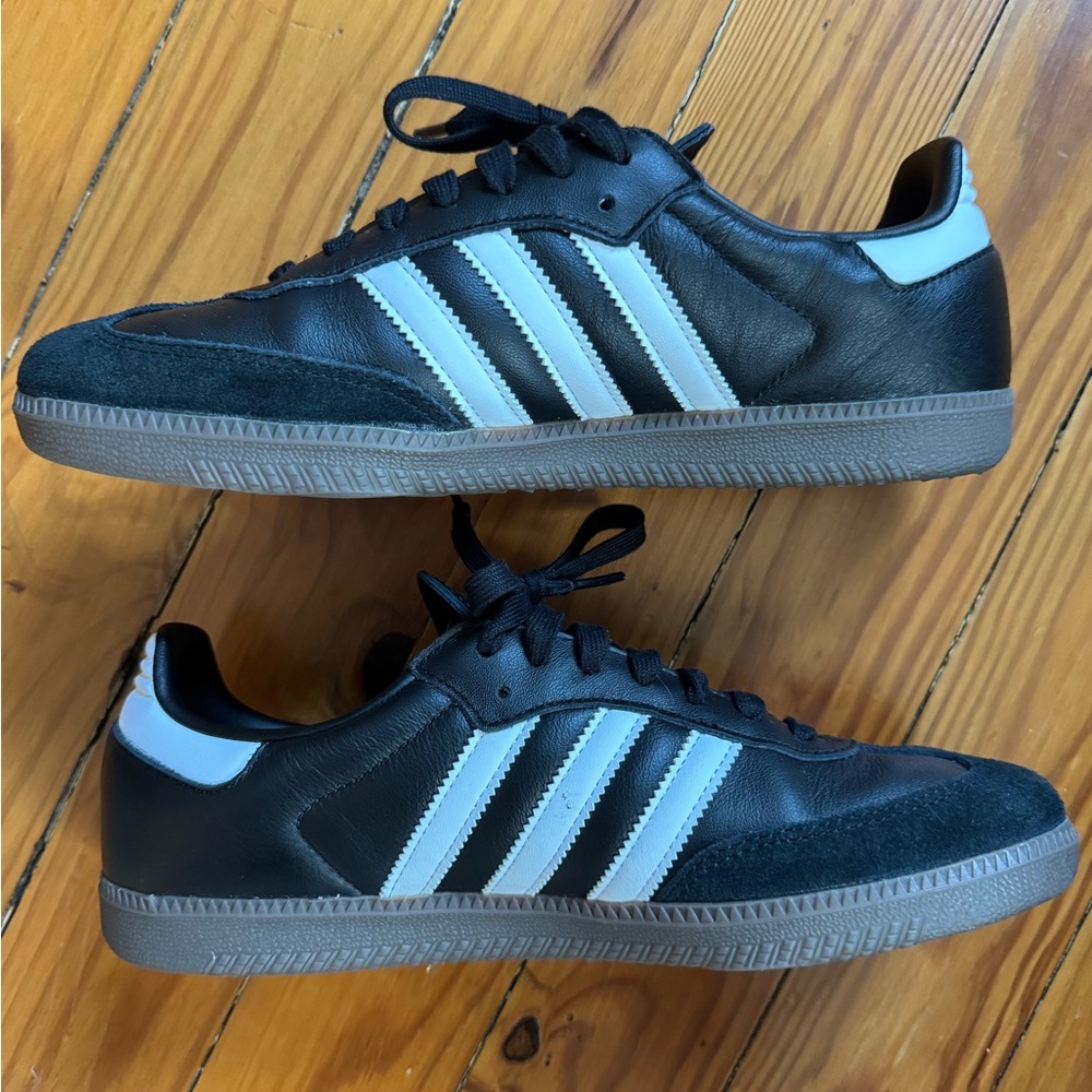 Adidas Men's Black and Gray Samba Sneakers
